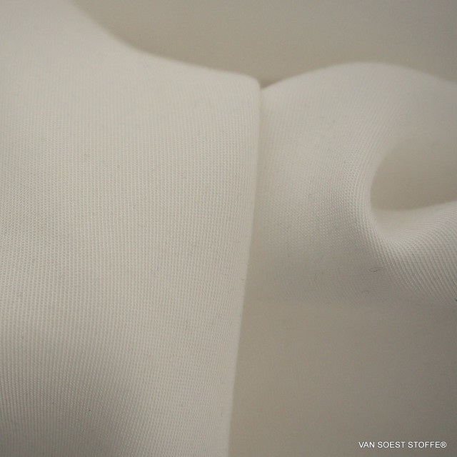 100% Tencel™ Feinköper in Farbe Off-White