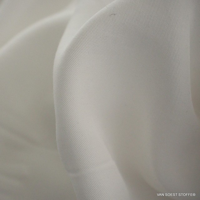 100% Tencel ™ fine twill in color off-white | View: 100% Tencel ™ fine twill in color off-white