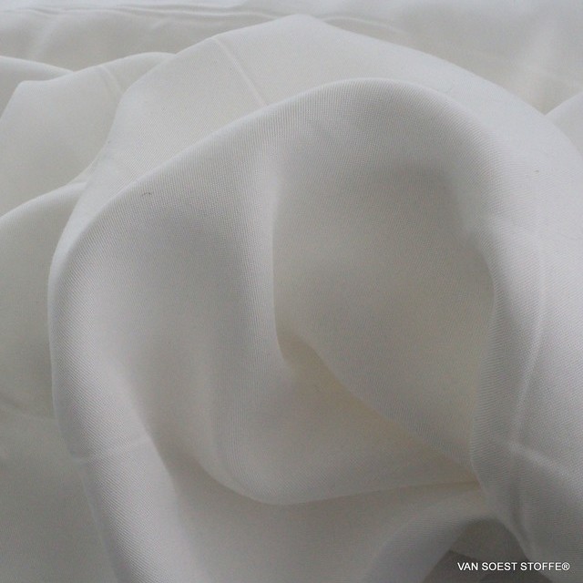 100% Tencel ™ fine twill in color off-white | View: 100% Tencel ™ fine twill in color off-white