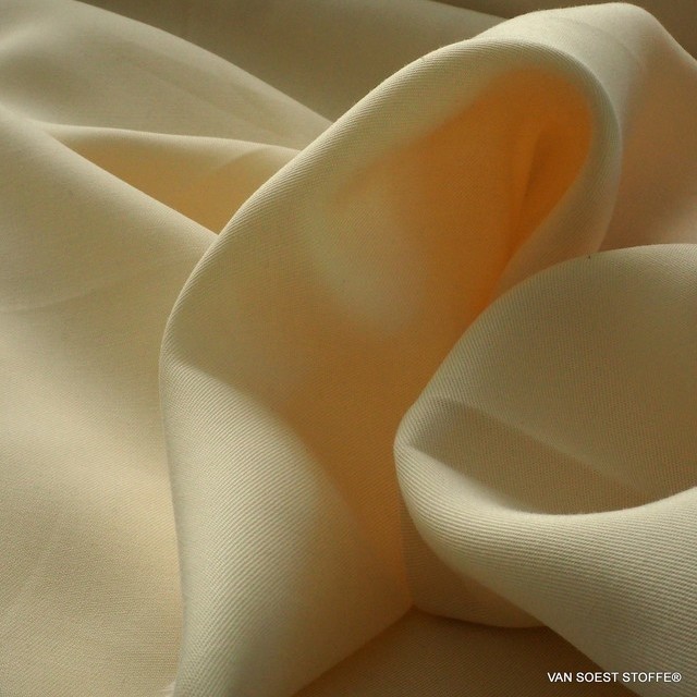 100% Tencel ™ fine twill in color sand | View: 100% Tencel ™ fine twill in color sand