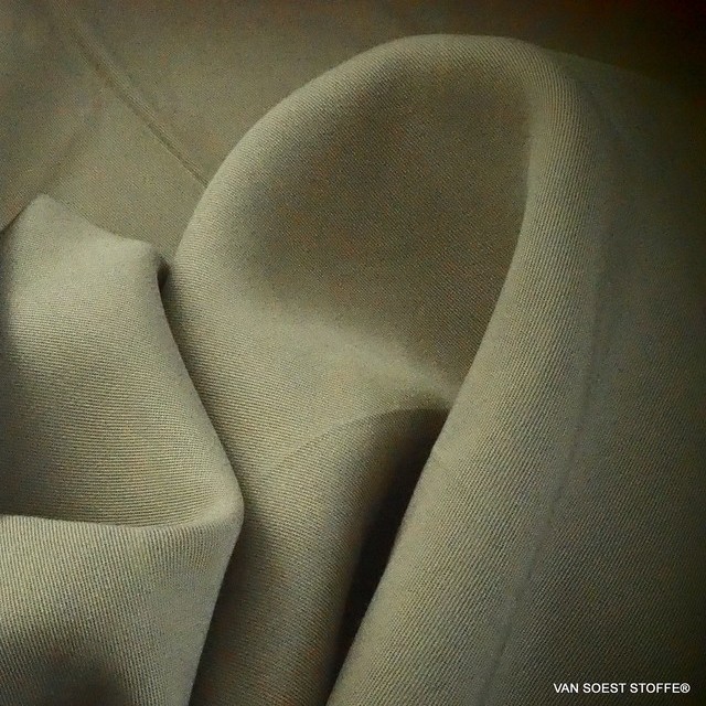 100% Tencel ™ fine twill in color stone | View: 100% Tencel ™ fine twill in color stone