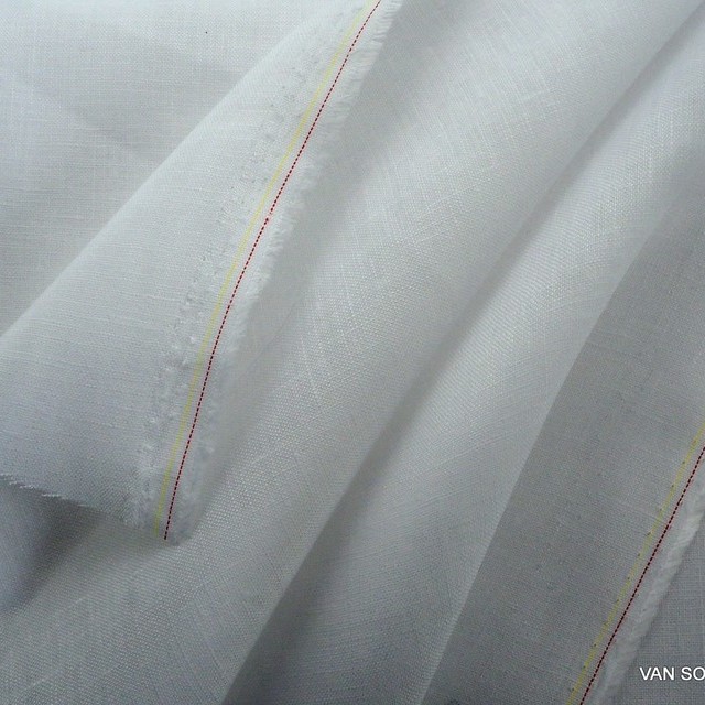 100% fine linen in white | View: 100% fine linen in white