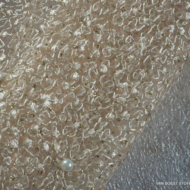 Perlen auf mikro Blümchen Stretch Glitter Tüll in Dunkelcreme | Ansicht: Perlen auf mikro Blümchen Stretch Glitter Tüll in Creme