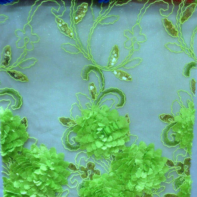 Blumen Bordüren Spitze in Pistazien / grün